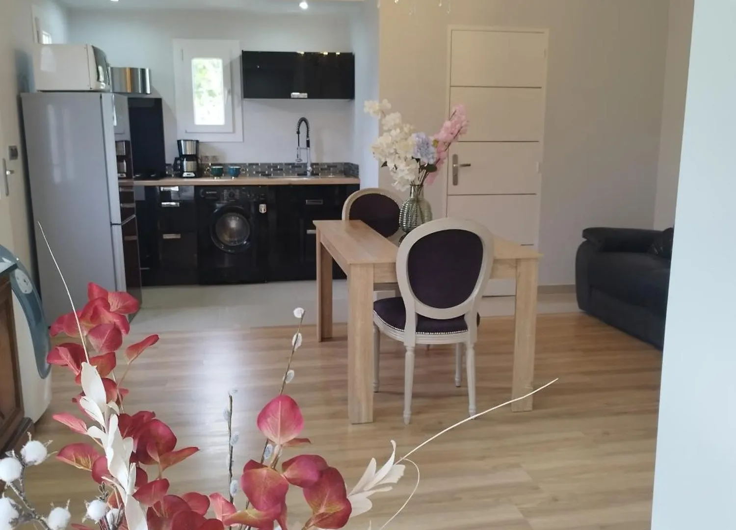 Appartement Dans Villa Borghese La Boisse