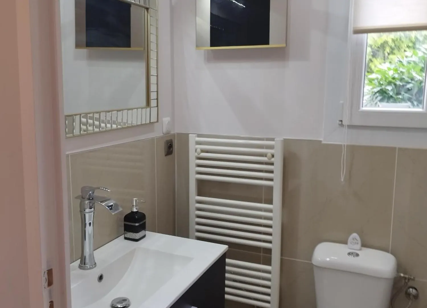 Appartement Dans Villa Borghese La Boisse 0*,  France